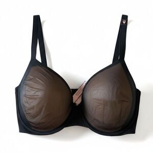 Victoria’s Secret Perfect Coverage Bra 40C Black Lined Underwire NWT